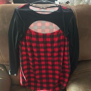 Buffalo plaid women’s shirt